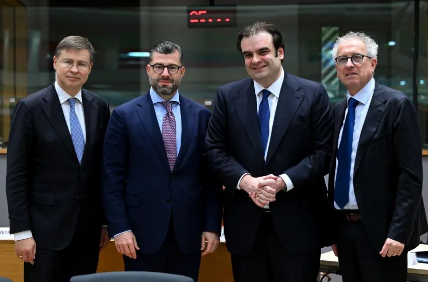  Τα συγχαρητήρια του πολιτικού κόσμου στον Πιερρακάκη για την εκλογή στην προεδρία του Eurogroup