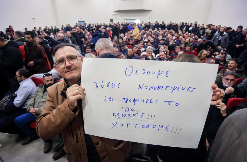  Κλιμακώνουν τις κινητοποιήσεις τους οι αγρότες παρά την έκκληση της κυβέρνησης-Αυτά είναι τα αιτήματά τους