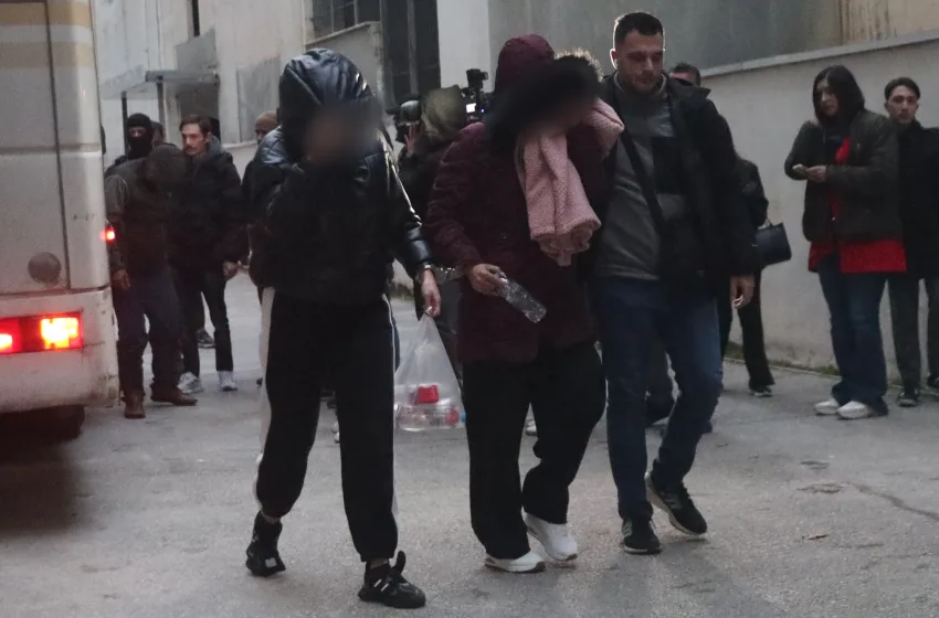  ΟΠΕΚΕΠΕ: 7 συλληφθέντες αφέθηκαν ελεύθεροι- Ανάμεσά τους η μητέρα και η πεθερά του αρχηγού