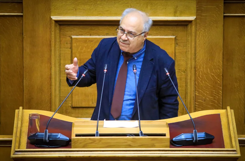  Ο Παρασκευαΐδης ανάβει νέες φωτιές στο ΠΑΣΟΚ για Τσίπρα: Δεν πρέπει να τον απορρίψουμε- Μπορεί να πάω εκεί αν δεν με θέλουν