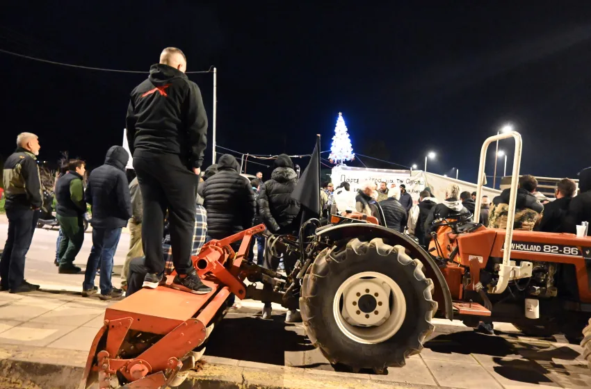  Κερδισμένοι και χαμένοι στην κυβέρνηση από τη σύγκρουση με τους αγρότες- Η “κίτρινη κάρτα” από Μαξίμου και η σφραγίδα Χατζηδάκη