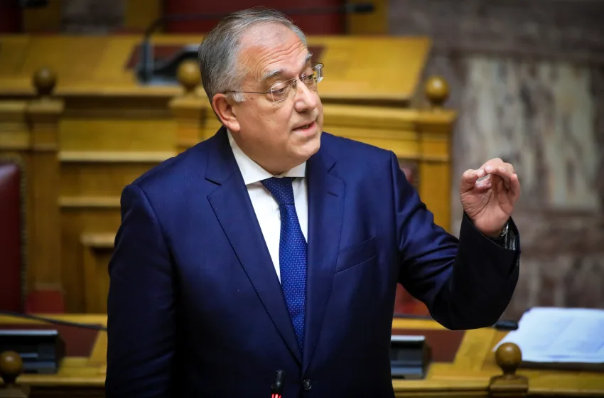  Νέες βολές Θεοδωρικάκου κατά του “εξώστη” – Στην επόμενη Βουλή θα είναι το κόμμα Τσίπρα και όχι ο ΣΥΡΙΖΑ