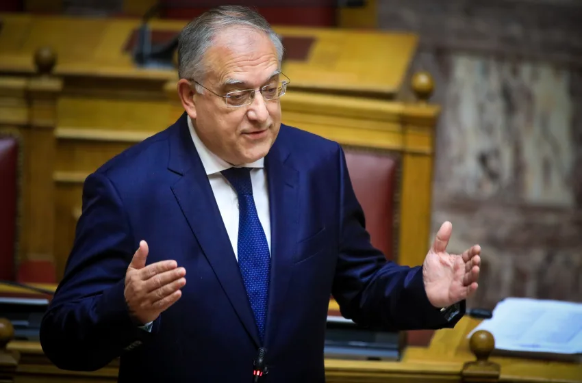  Συνάντηση Θεοδωρικάκου με εκπροσώπους των φορέων οδικών μεταφορών