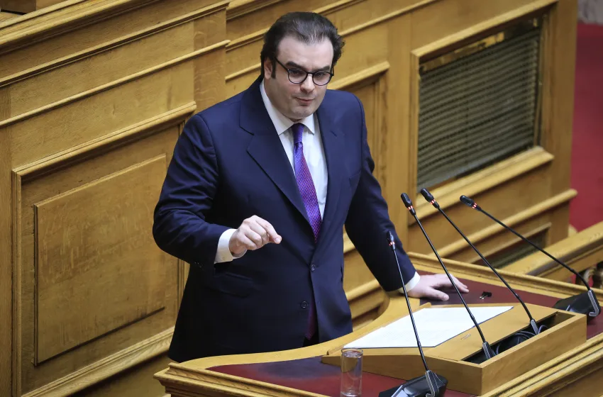  Πιερρακάκης: Το 2026 αφετηρία για μια νέα αναπτυξιακή Ελλάδα- Το Grexit μοιάζει μακρινό επειδή αλλάξαμε και δεν ξεχάσαμε