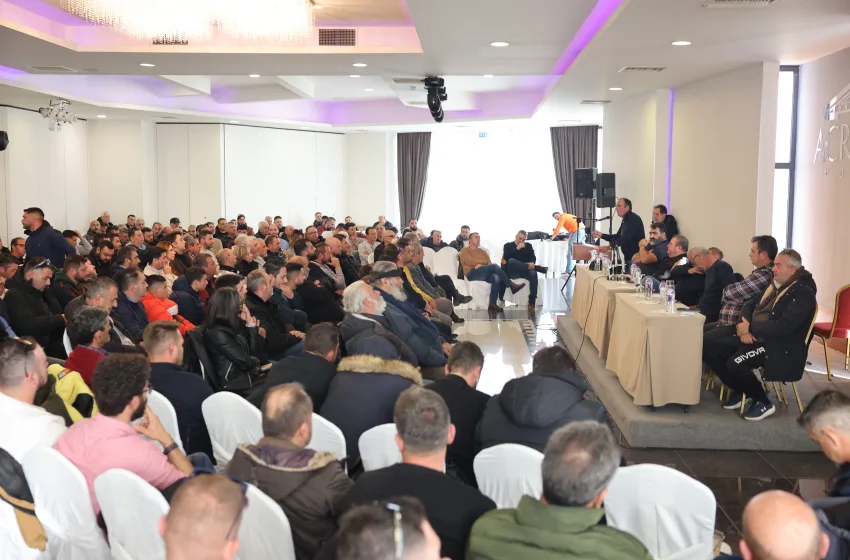  Αγρότες: Κλιμάκωση με κλείσιμο παρακαμπτηρίων οδών- Ανοιχτοί δρόμοι στις γιορτές