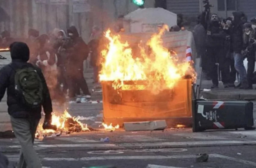  Ιταλία: Επεισόδια και τραυματίες σε διαδήλωση μελών αριστερού ”κοινωνικού κέντρου” (vid)