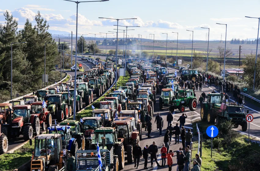  Νέα μπλόκα αγροτών– Επ’ αόριστον αποκλεισμός από Δευτέρα 8/12 του αεροδρομίου Ηρακλείου