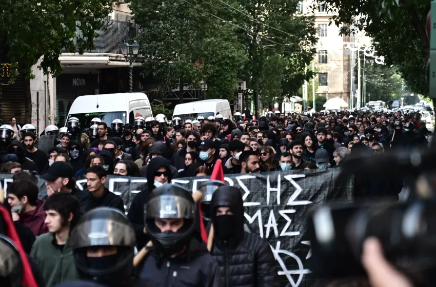  Πορεία στα Εξάρχεια στη μνήμη Γρηγορόπουλου