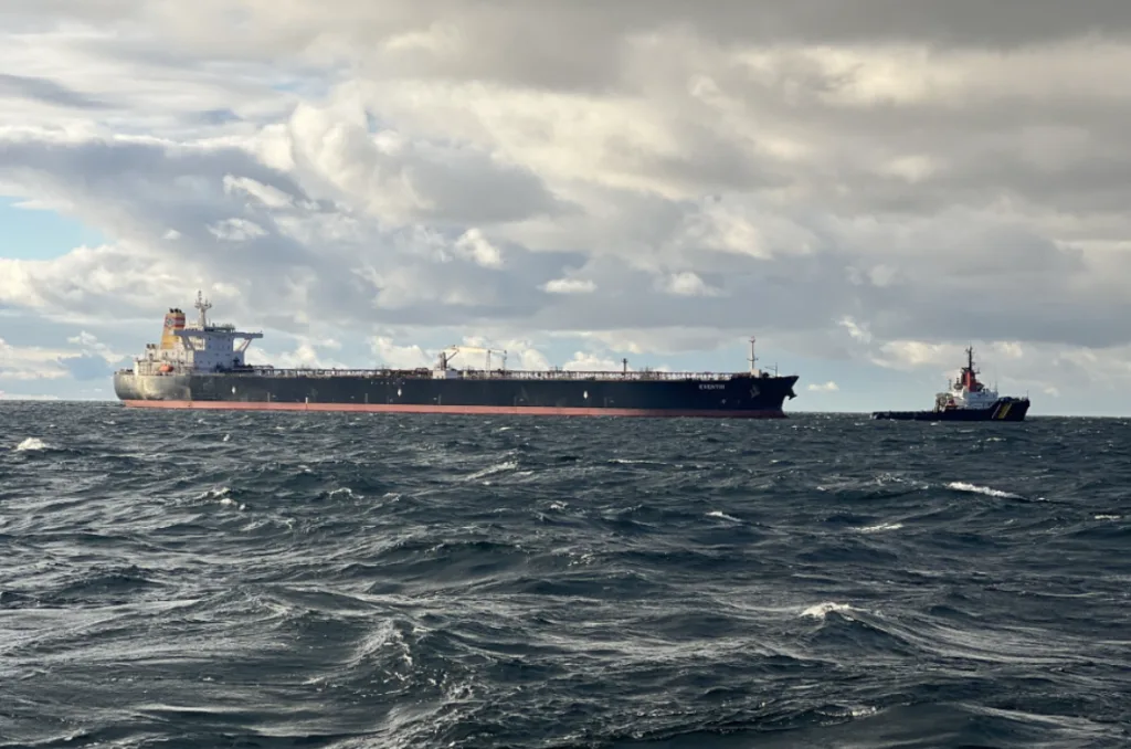RWSIA TUNKER SKIODIS STOLOS