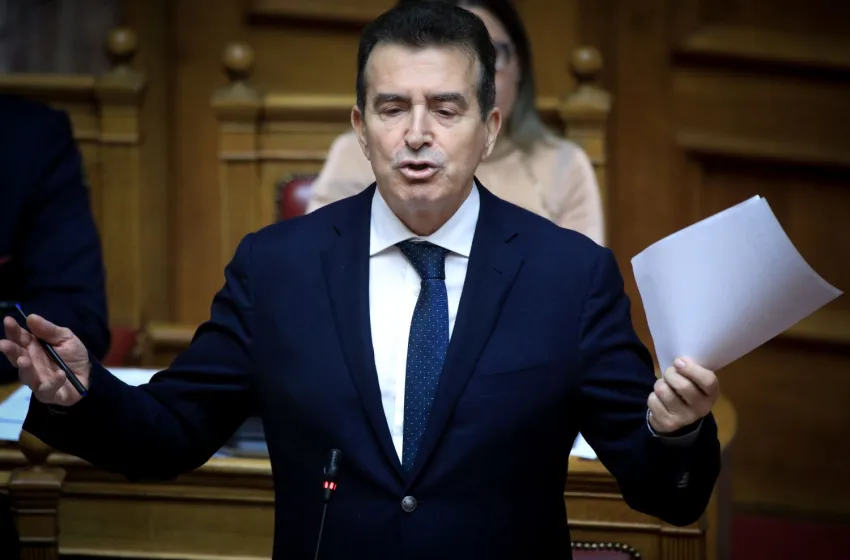  Χρυσοχοΐδης: Η ΕΛΑΣ δεν διαθέτει πλαστικές σφαίρες-Τι ψέμματα είναι αυτά που λέτε εδώ μέσα;