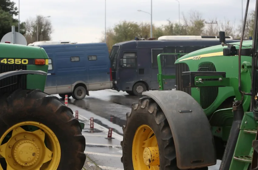 Θεσσαλονίκη: Κλειστή η πρόσβαση στο αεροδρόμιο Μακεδονία από τους αγρότες