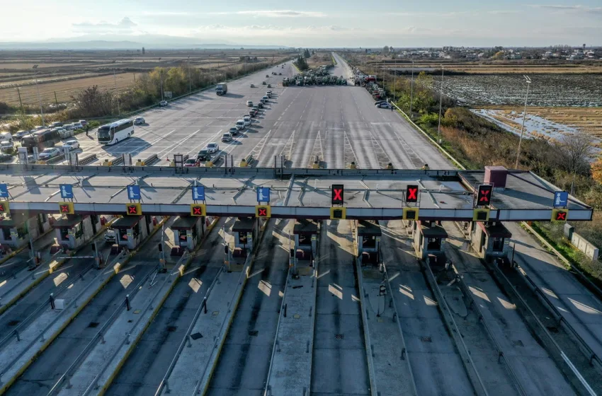  Αγρότες: Κλείνουν Μάλγαρα, αερογέφυρα Νίκαιας, τελωνεία-Νέα ανάπαυλα Πρωτοχρονιά, εντατική κλιμάκωση μετά τις γιορτές