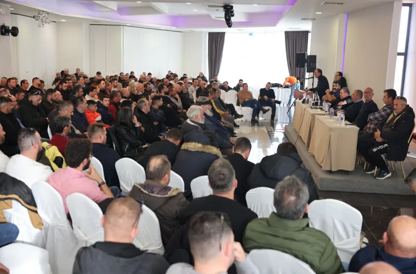  Αγρότες: Προς απόφαση κλιμάκωσης των κινητοποιήσεων στην Πανελλαδική συνέλευση