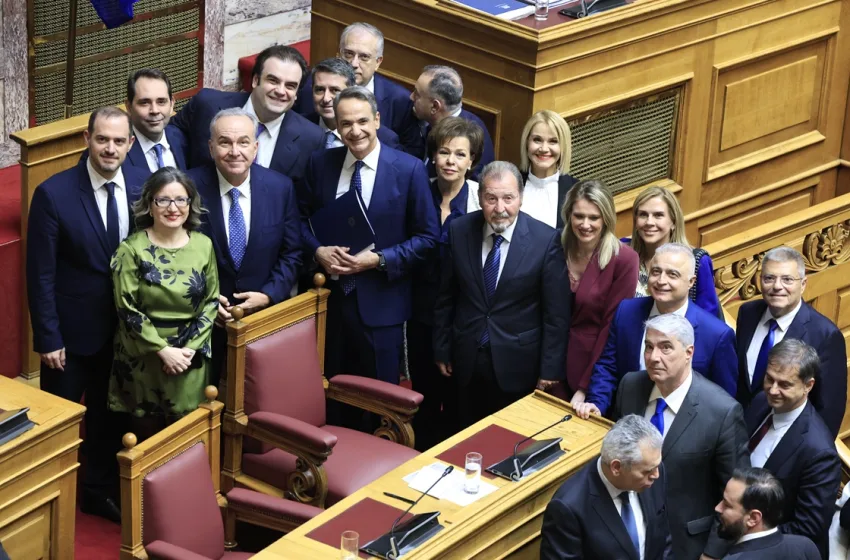  Κυβερνητικός απολογισμός 2025: Προκλήσεις, δυσκολίες, σημαντικές πρωτοβουλίες-Κρίσιμοι σταθμοί του 2026