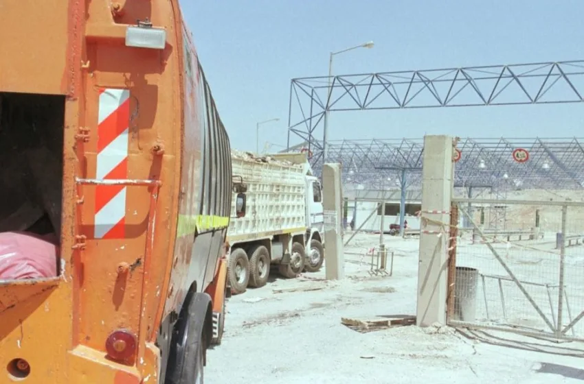  Αχαρνές: Επίθεση  από τέσσερις Ρομά- Τραυμάτισαν με πέτρα υπάλληλο απορριμματοφόρου