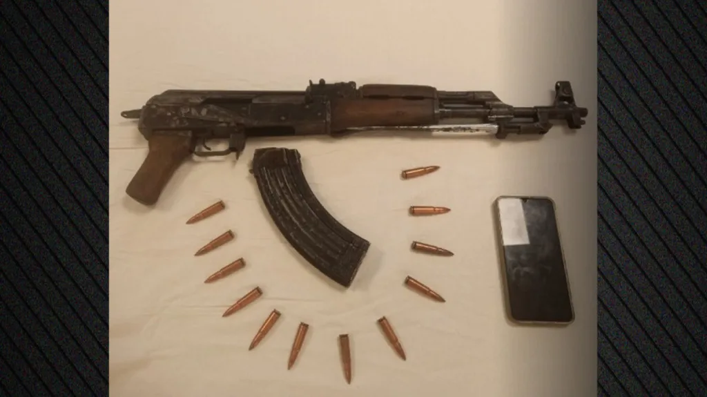 athina ktel syllipsi kalasnikof