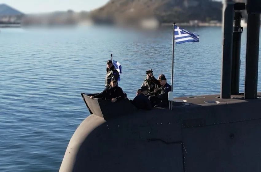  Δένδιας: Σε άσκηση με δοκιμαστική βολή τορπίλης νέου τύπου “SeaHake mod4”