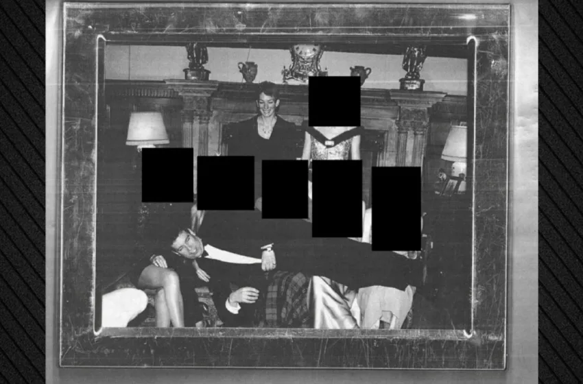  Νέες φωτογραφίες “δένουν” τον πρίγκιπα Άντριου με τον Επστάιν- Το άνοιγμα της βρετανικής ελίτ στο διεστραμμένο δίκτυο