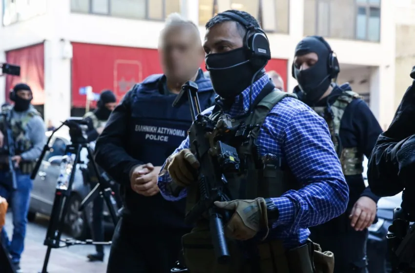  Πειραιάς: Στα δικαστήρια ο “Έλληνας Εσκομπάρ”