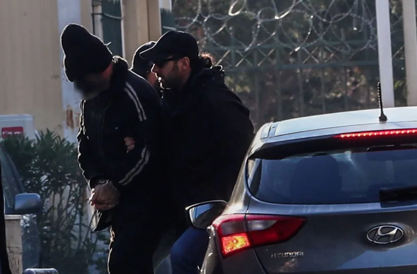  Δολοφονία Ελένης Παπαδοπούλου: Στην Ευελπίδων ο γιος της χήρας του πρώην βουλευτή του ΠΑΣΟΚ