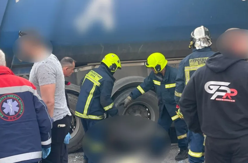 Τραγωδία στη Λάρισα: Νεκρή γυναίκα έπειτα από παράσυρση από φορτηγό (εικόνες)