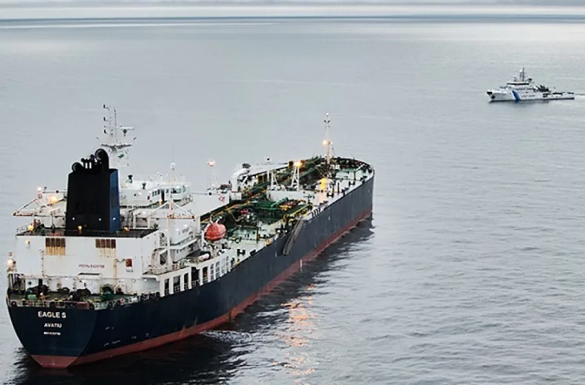  Φινλανδία: Κατάσχεση φορτηγού πλοίου για ζημιά σε υποθαλάσσιο καλώδιο- Κρατούνται 14 μέλη πληρώματος