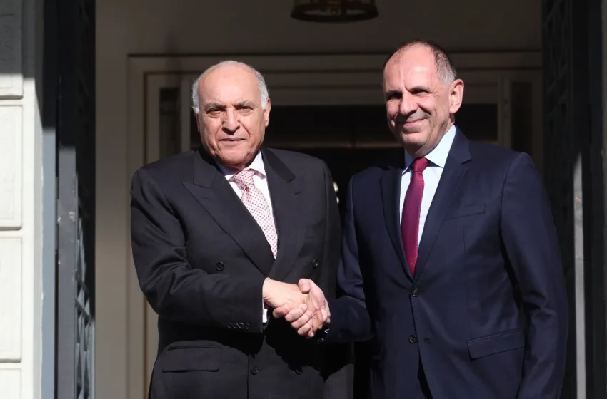  Γεραπετρίτης με ΥΠΕΞ Αλγερίας: “Ενώνουμε τις φωνές μας στη βάση του Διεθνούς Δικαίου”
