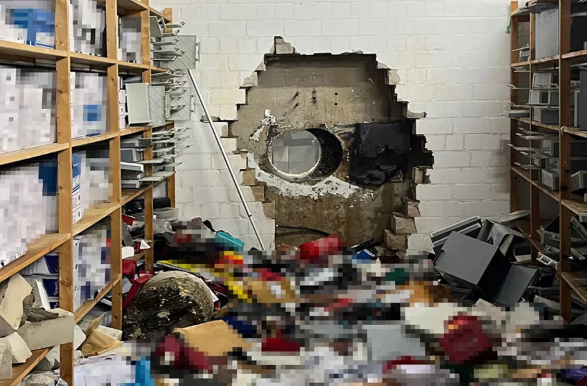  Ριφιφί στη Γερμανία: Διάρρηξη-μαμούθ σε τράπεζα, παραβίασαν 3.200 θυρίδες- Στα 30 εκατ. ευρώ η λεία