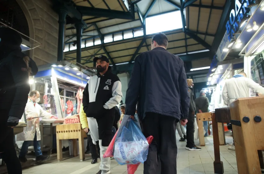  Τελικά πόσο πιο ακριβό θα είναι φέτος το Χριστουγεννιάτικο τραπέζι- Οι εκτιμήσεις