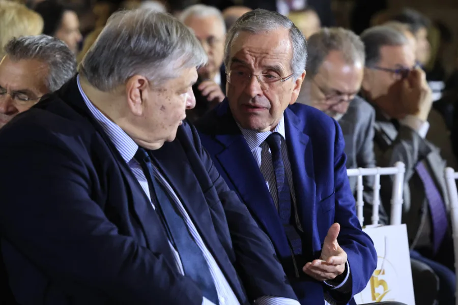 Εκδήλωση "Δημοκρατίας": Η (ουσιαστική) συνύπαρξη Καραμανλή- Βενιζέλου και η ...γειτνίαση Δένδια-Σαμαρά- Ποιοί ήταν εκεί 9 image 21