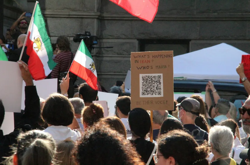  Ιράν: Απροκάλυπτη παρέμβαση της Μοσάντ- Καλεί τους ιρανούς διαδηλωτές να βγουν στους δρόμους