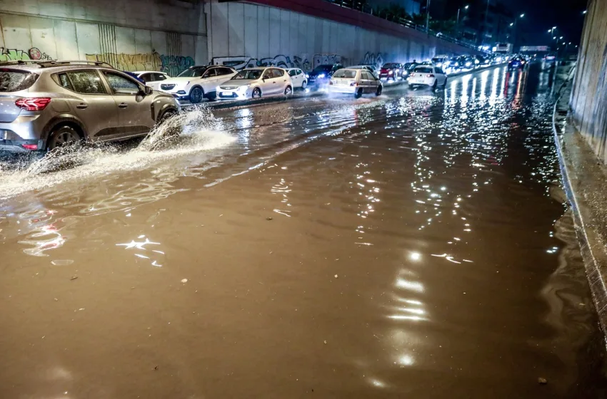  Εικόνες “χάους” από την κακοκαιρία Byron-Μεγάλα προβλήματα και πλημμύρες-Κλειστά σχολεία-Τι ισχύει για τους εργαζόμενους