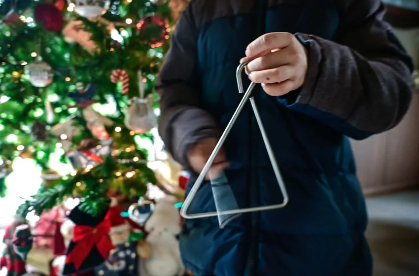  Βγήκαν για τα κάλαντα και τους λήστεψαν
