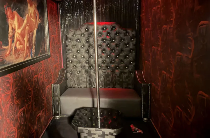  Καλλιθέα: Επιχείρηση σε δύο stripshow- 5 συλλήψεις για προαγωγή στην πορνεία (vid)