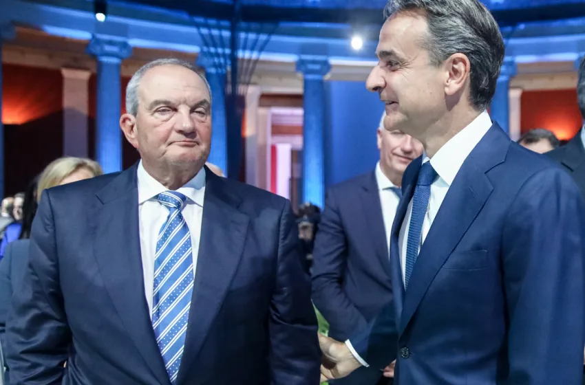  Το ιδιότυπο μπρα ντε φερ Καραμανλή – Μητσοτάκη για τους αγρότες