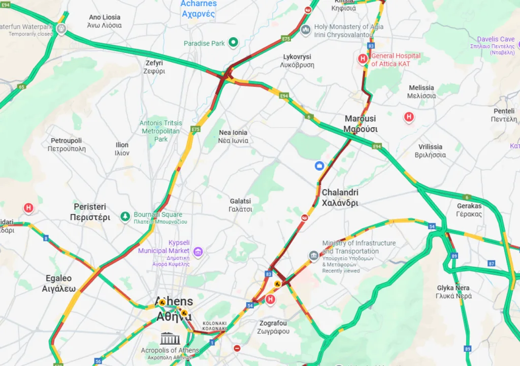 Ταξί: Έκτακτη πορεία με τα αυτοκίνητα προς τη Βουλή μετά τα επεισόδια στο υπουργείο 2 kinisi