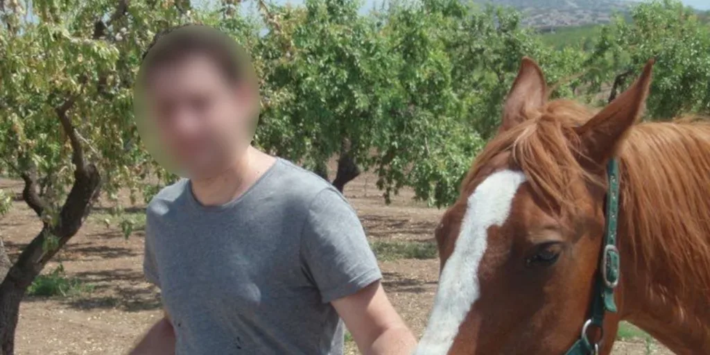 kyparissia apagogi ktiniatros