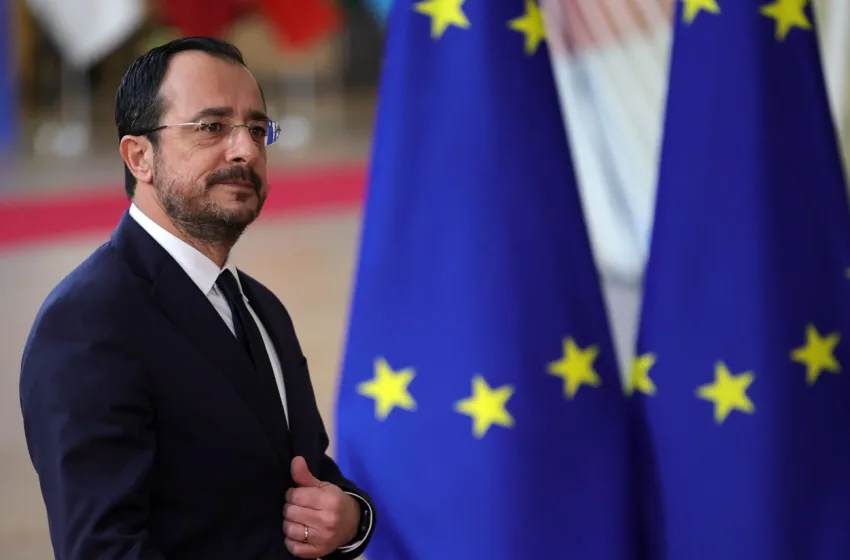  Politico: Η μικρή Κύπρος αντιμέτωπη με τη μεγάλη στιγμή της Ευρώπης