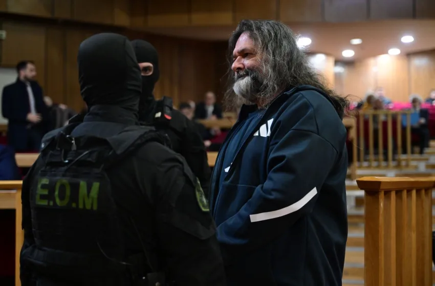  Δίκη Χρυσής Αυγής-Εισαγγελέας : Ναζιστική ιδεολογία πίσω από τη δράση της-Βιτρίνα οι εκλογές