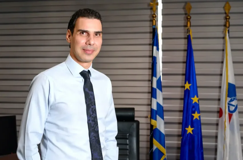  Θεμιστοκλέους: Tους επόμενους μήνες ενισχύεται το ΕΚΑΒ με επιπλέον 250 νέα ασθενοφόρα