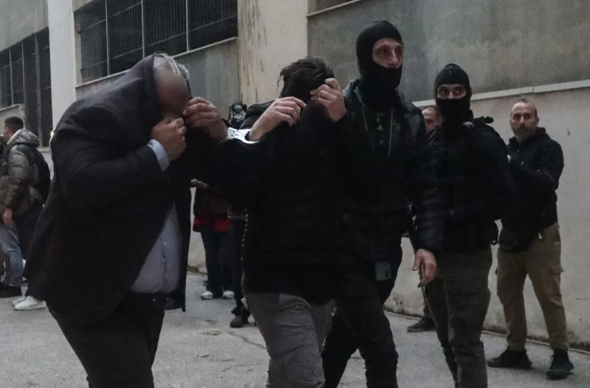  ΟΠΕΚΕΠΕ: Στην Ευελπίδων η δεύτερη ομάδα των συλληφθέντων από την Κρήτη