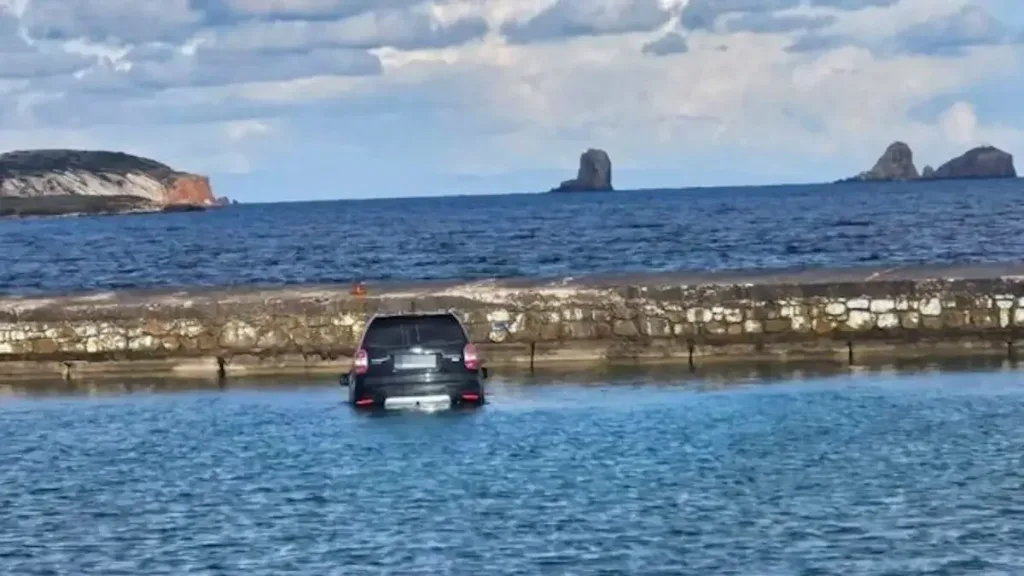 paros aytokinhto3 1200x675 1