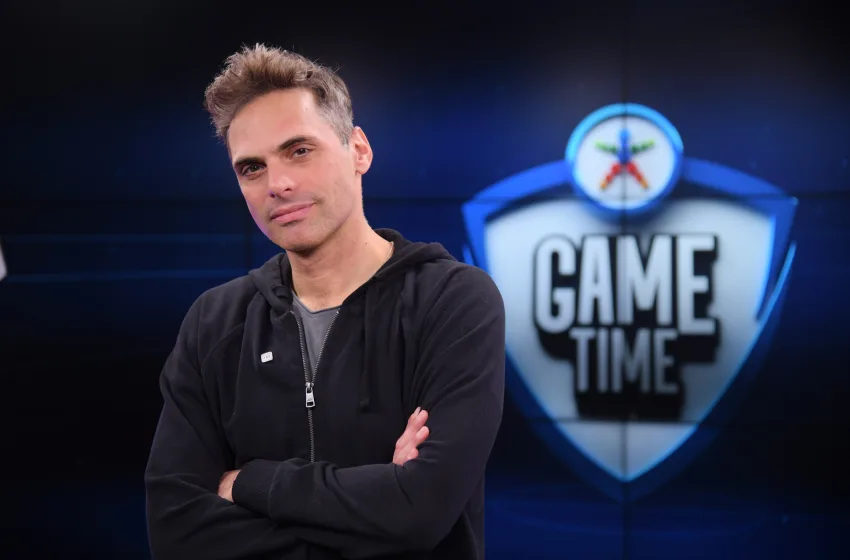  Ο Γιώργος Παπαγεωργίου στο Game Time στέλνει διπλά χαμόγελα στα παιδιά με τα Ευχοστολίδια του ΟΠΑΠ