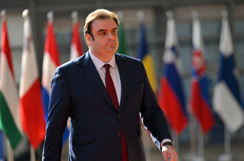  Ο Πιερρακάκης του Eurogroup, το εκλογικό δίλημμα Μητσοτάκη και το νέο “δίδυμο” στη Ν.Δ