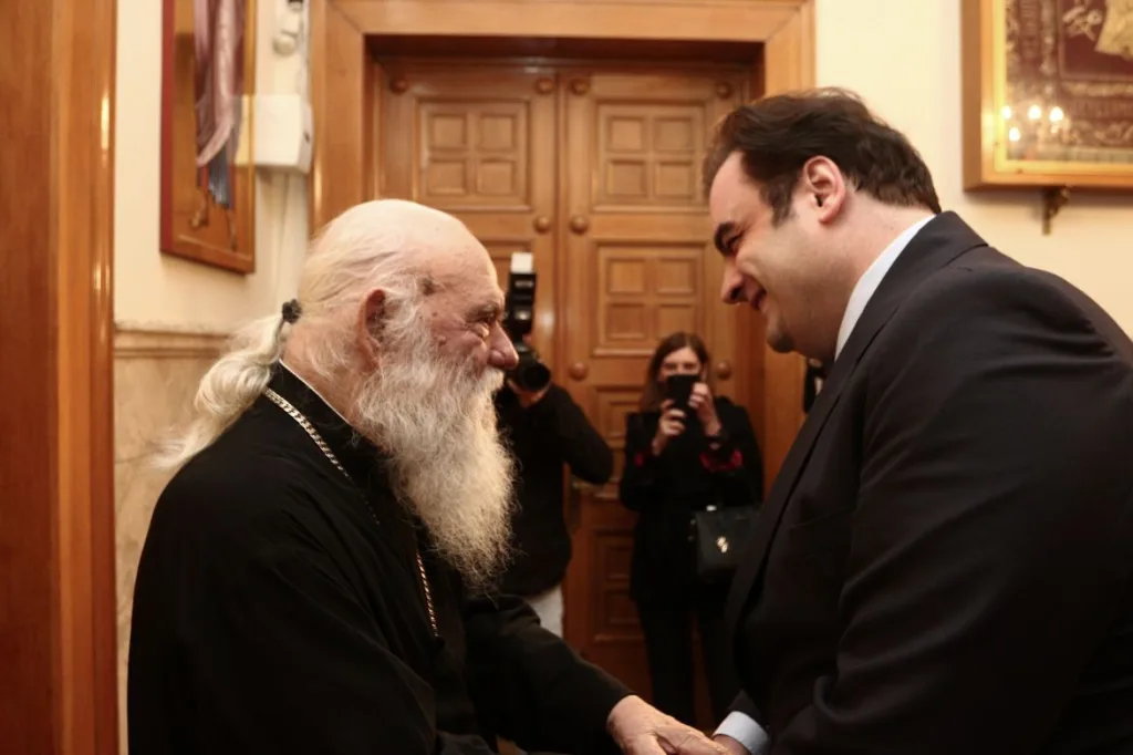 Ο Κυριάκος Πιερρακάκης συναντήθηκε με τον Αρχιεπίσκοπο Ιερώνυμο (εικόνες) 7 pierrakakis ieronymos3