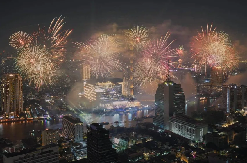  Ο πλανήτης υποδέχεται το 2026- Εντυπωσιακές εικόνες