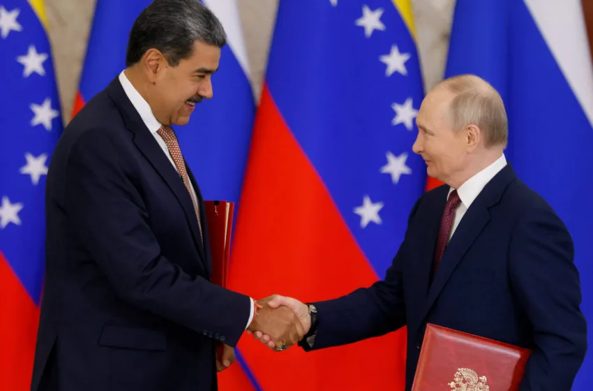  Επικοινωνία Πούτιν-Μαδούρο: Η Μόσχα στηρίζει την κυβέρνηση της Βενεζουέλας