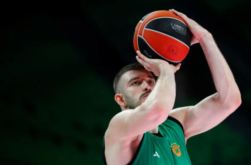  Ρογκαβόπουλος: Απόλυτο ρεκόρ στην Α1 τα 12 τρίποντα που έβαλε με τον Πανιώνιο