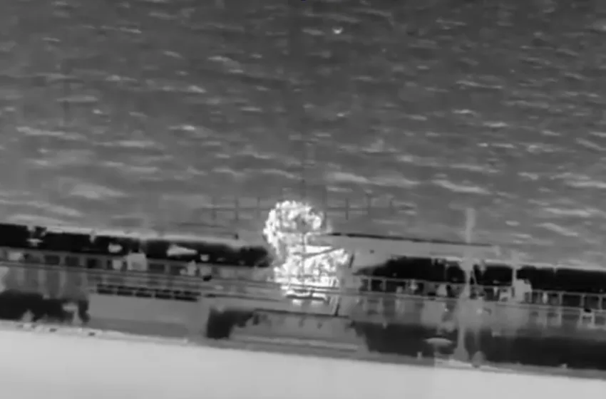  Κίεβο: Χτύπησε τάνκερ του ρωσικού “σκιώδους στόλου” στη Μεσόγειο νότια της Κρήτης (vid)