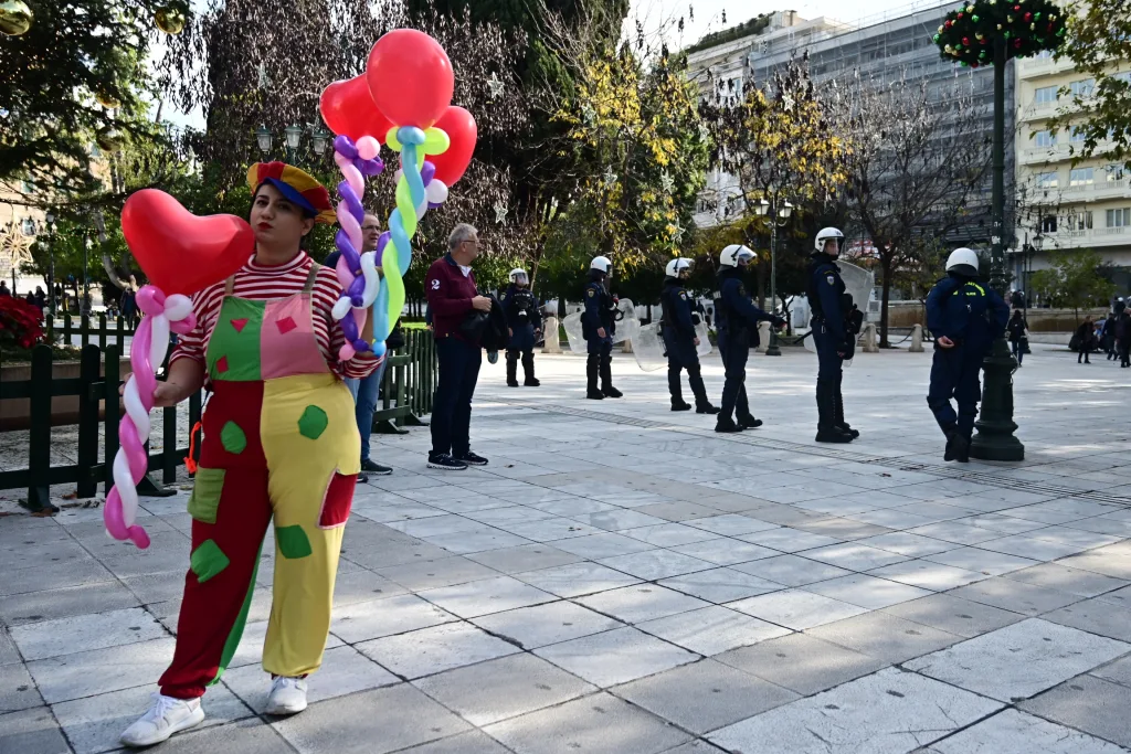 Πορεία στα Εξάρχεια στη μνήμη Γρηγορόπουλου 7 syntagma grigor